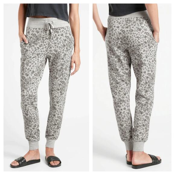 [Athleta] Heather Gray Balance Abstract Leopard Print Jogger Pants Size Medium M - Picture 1 of 12